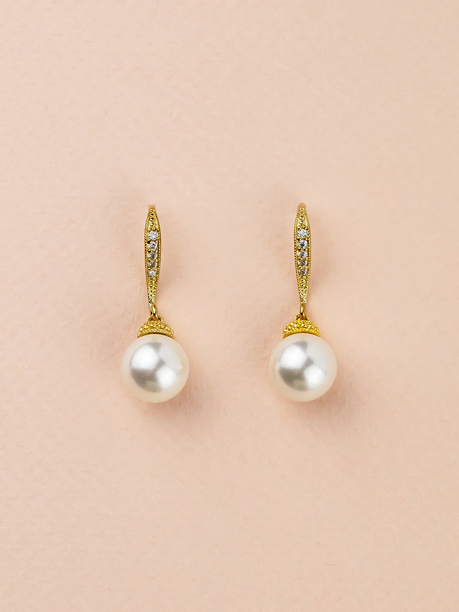 Classic Pearl Earrings