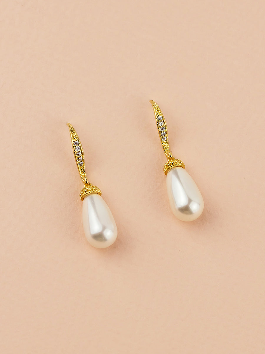 Classic Teardrop Pearl Earrings