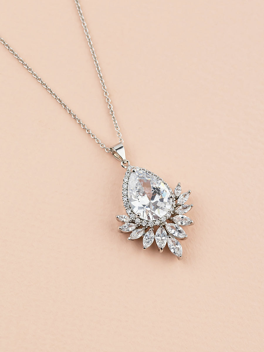 Eliana Pendant