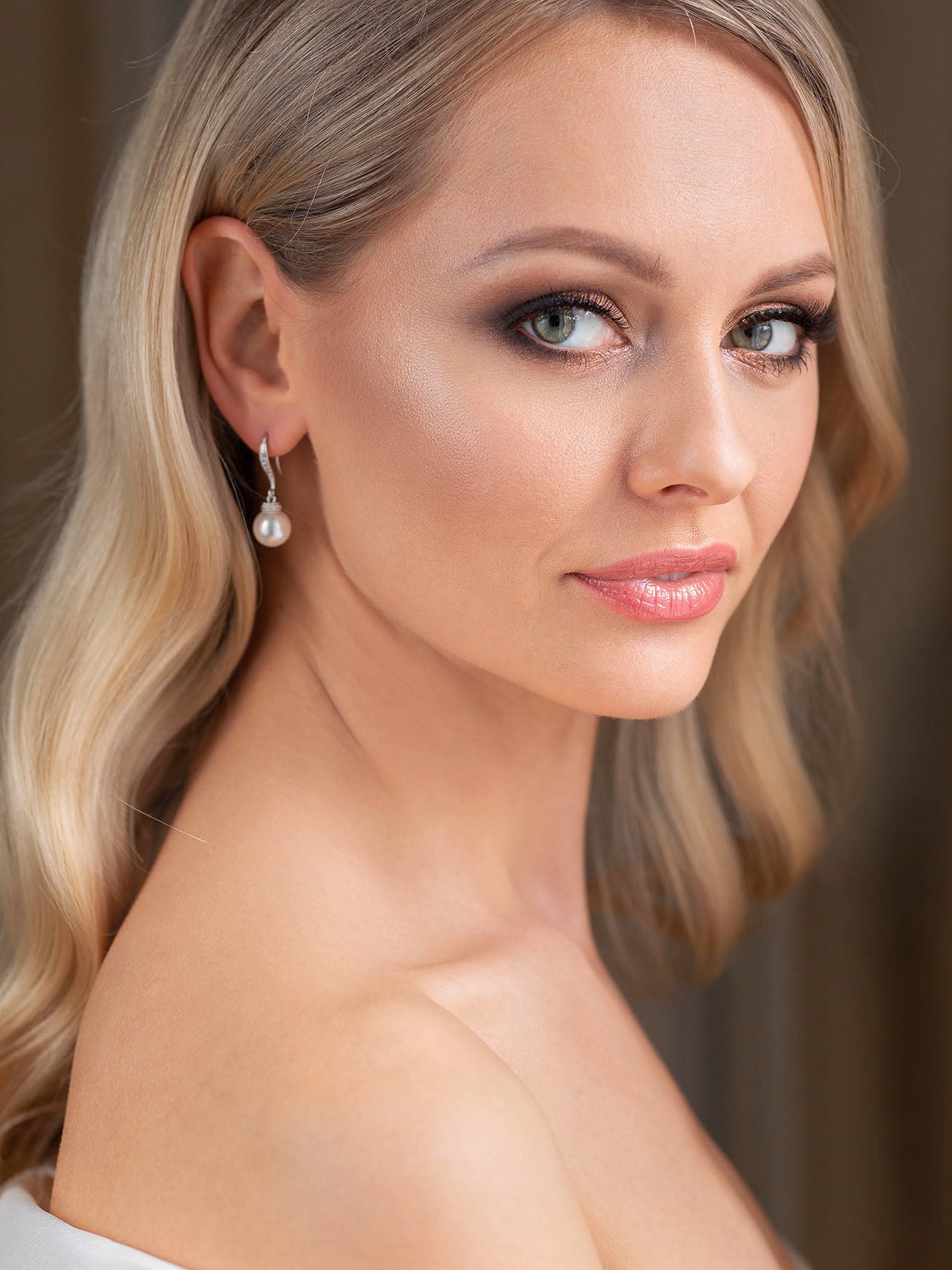 Classic Pearl Jewelry Set