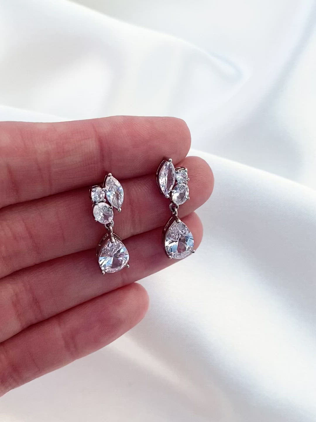 Load and play video in Gallery viewer, Weylyn Earrings