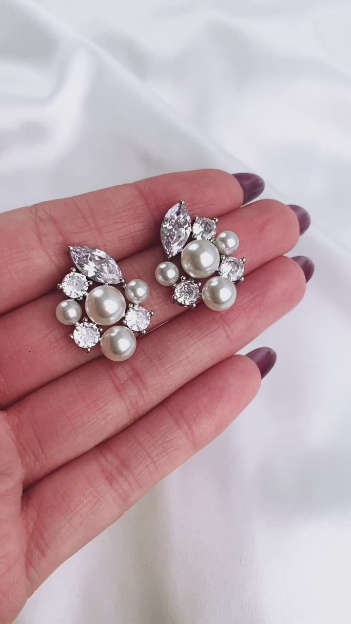 Load and play video in Gallery viewer, Vera Earrings