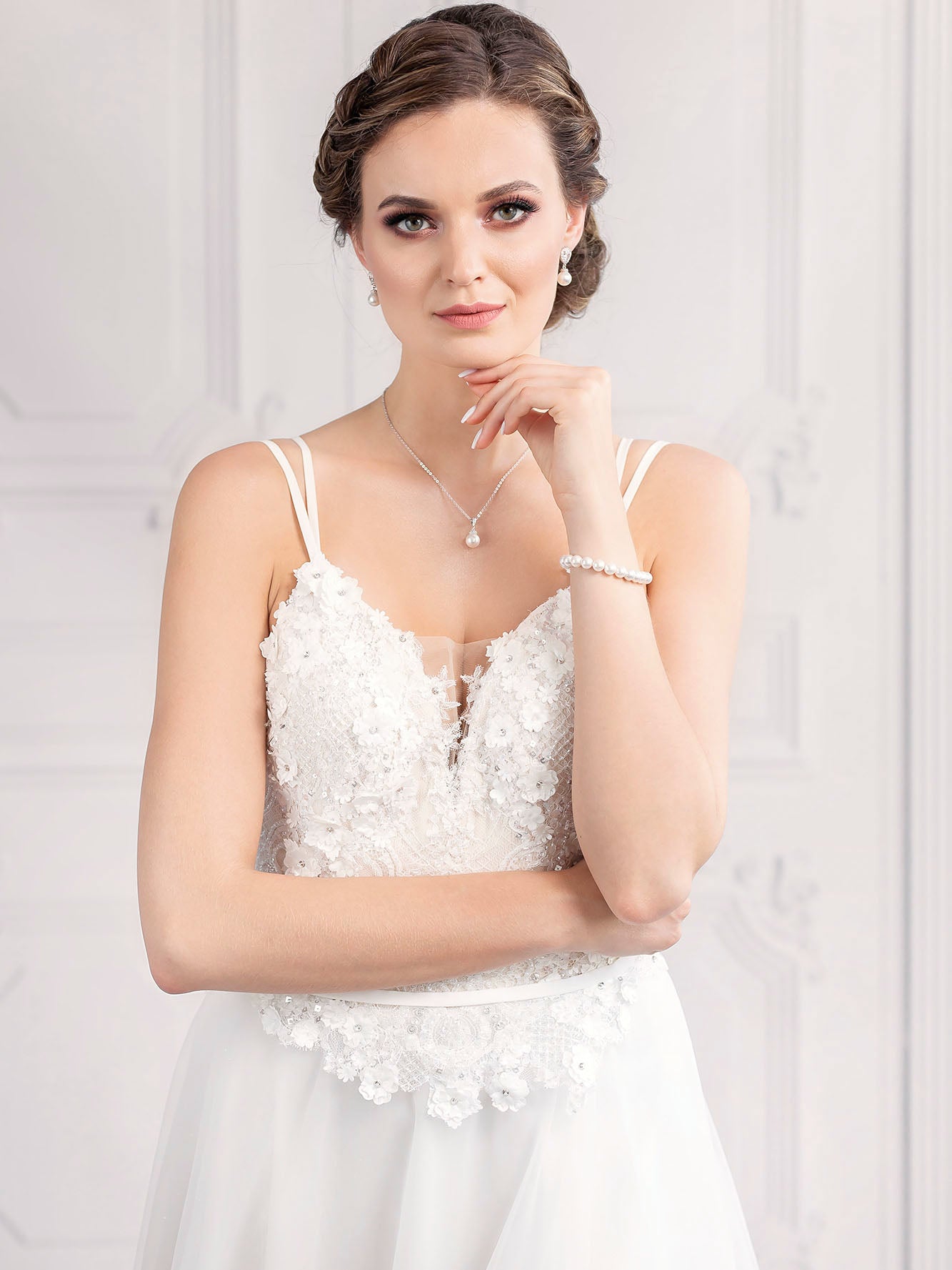 Classic Pearl Pendant