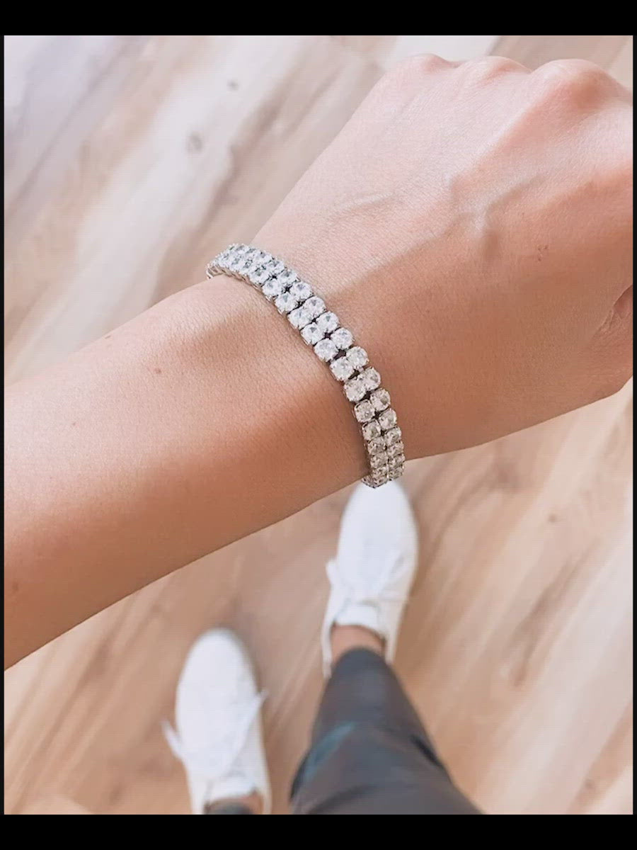Load and play video in Gallery viewer, Joslyn Bracelet
