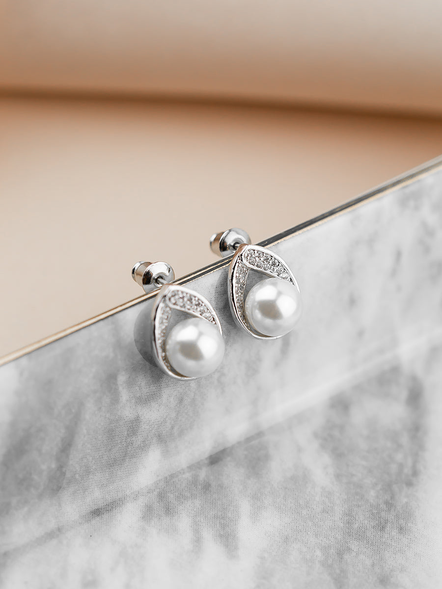 Astra Earrings | Stud