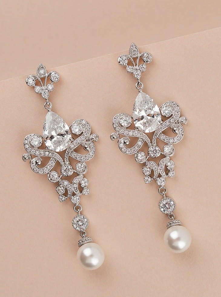 Isolde Pearl Earrings