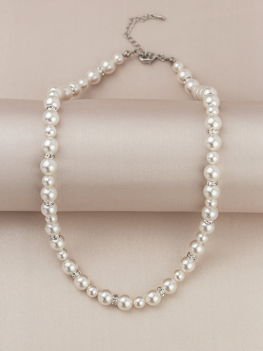 Delia Necklace
