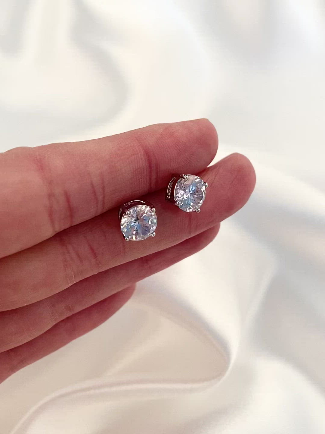 Load and play video in Gallery viewer, Stella Earrings