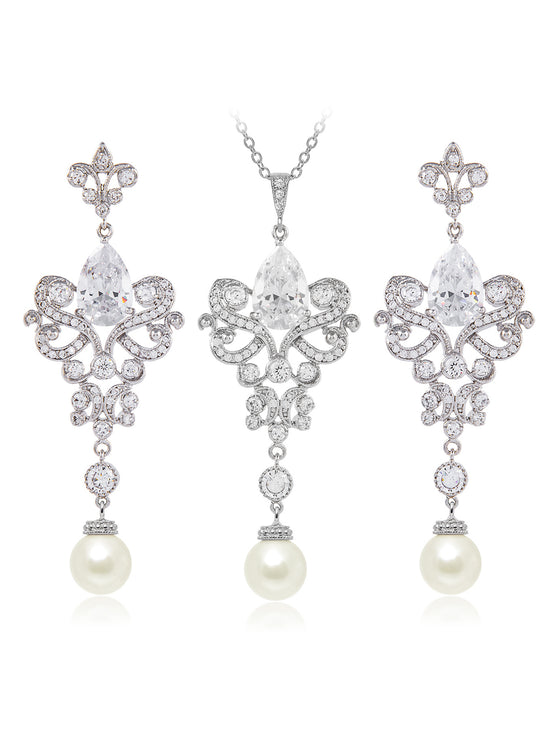 Isolde Pearl Jewelry Set