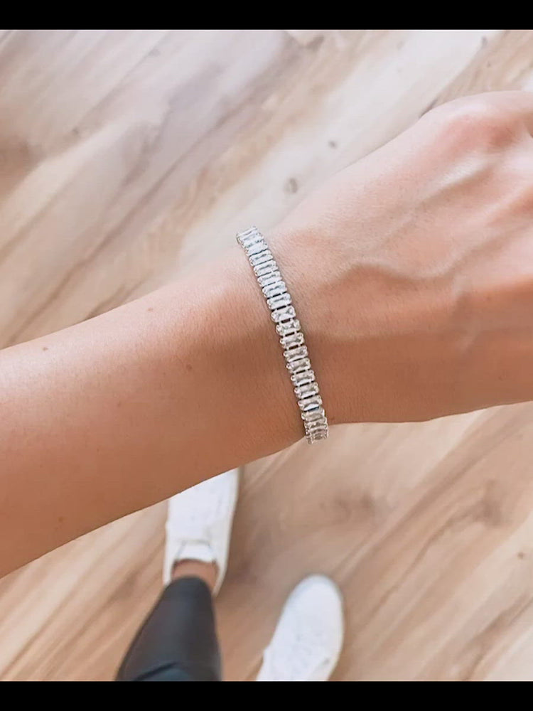 
            
                Load and play video in Gallery viewer, Rayna Bracelet
            
        