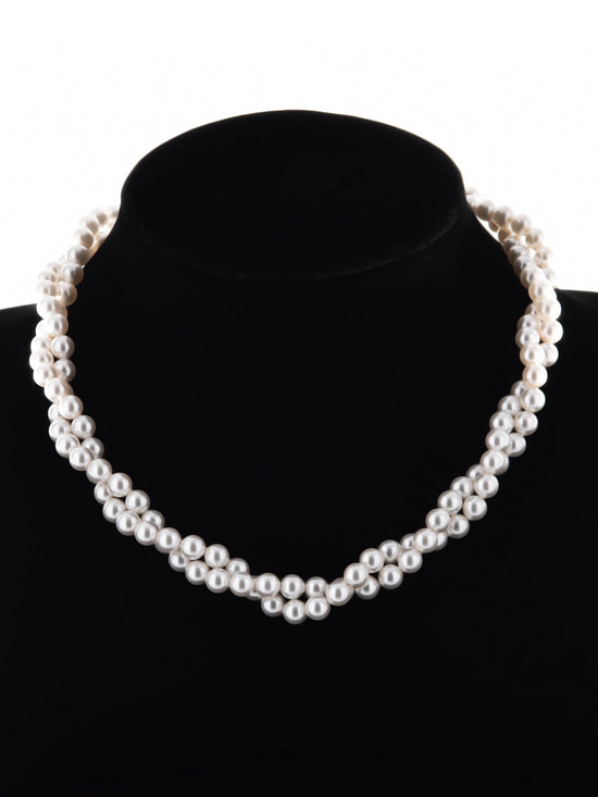 Classic Pearl Twisted Necklace