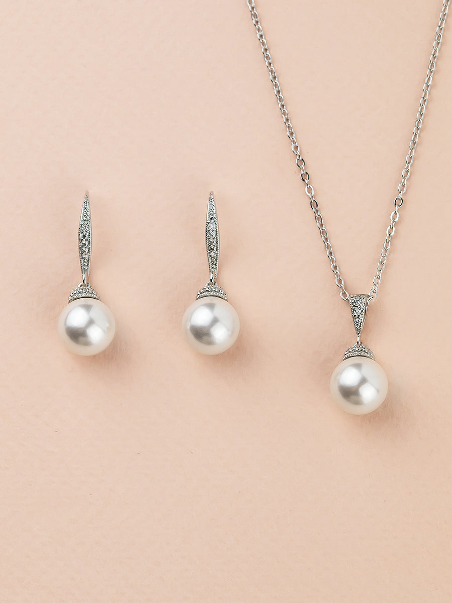 Update more than 249 pearl necklace with earrings latest