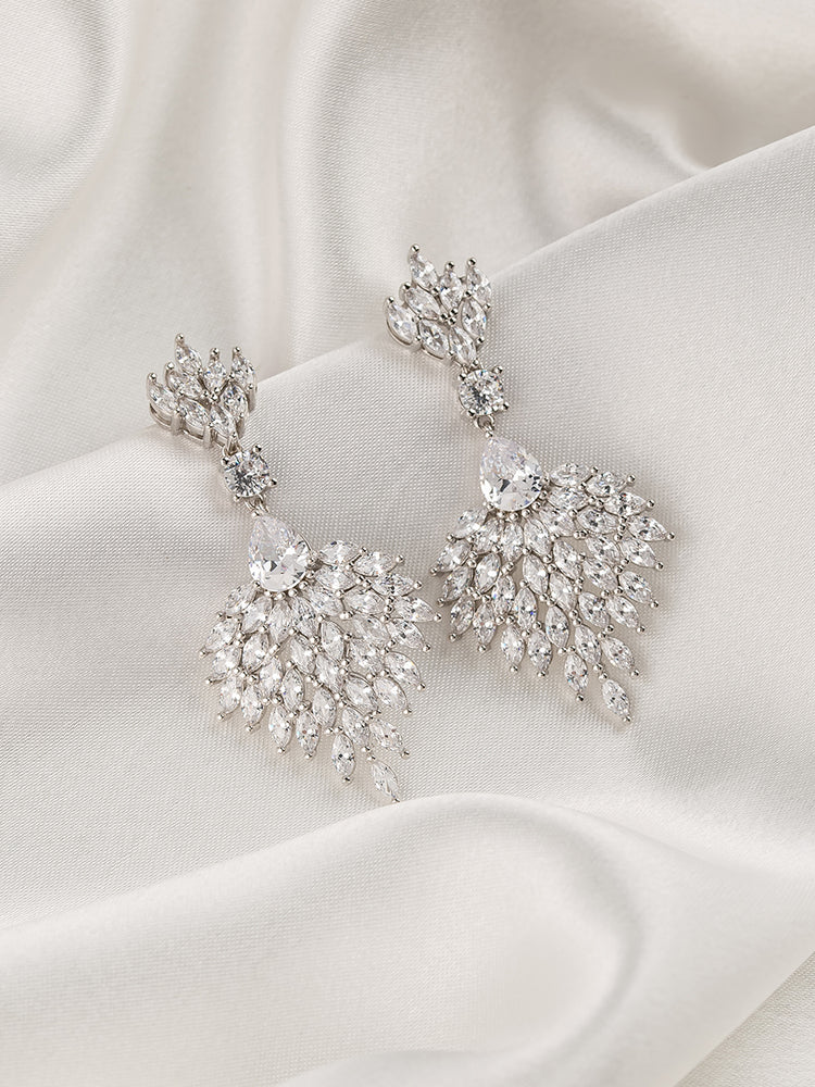 Calla Earrings