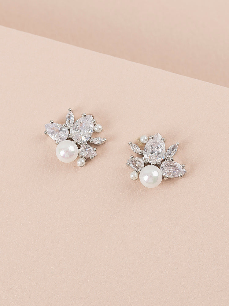 
            
                Load image into Gallery viewer, Sydney Earrings (Bridesmaid)
            
        