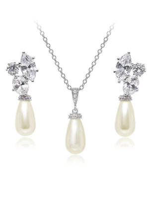 Hester Pearl Jewelry Set