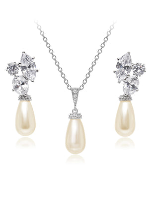 Hester Pearl Jewelry Set