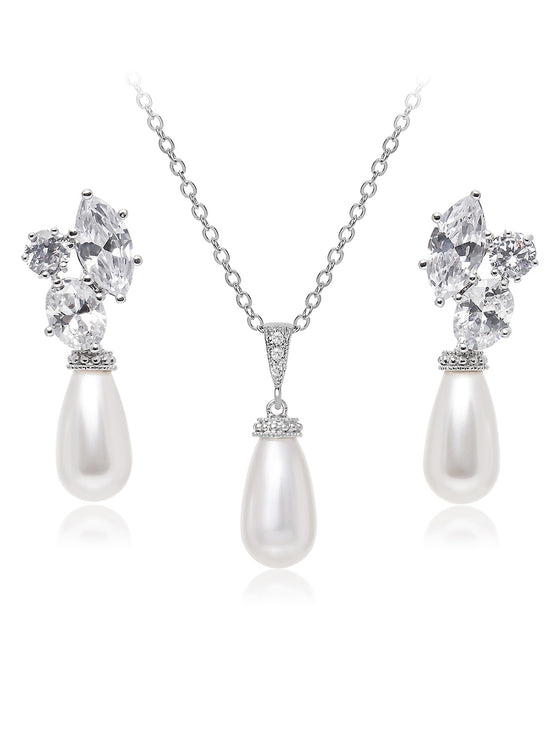 Hester Pearl Jewelry Set